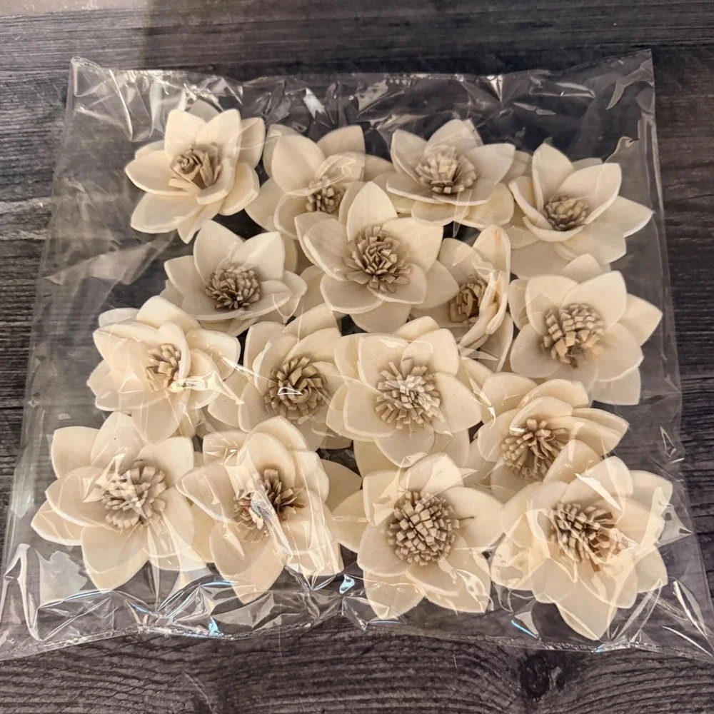 Natural Dried Rukmani Flowers - Bag of 16 (2.5